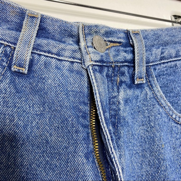 Vintage Guess High Waisted Mom Jeans - Picture 9 of 16